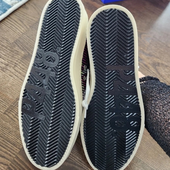 P448 JACK MONOGRAM SIZE 39 NEW WITH BOX - Picture 6 of 10